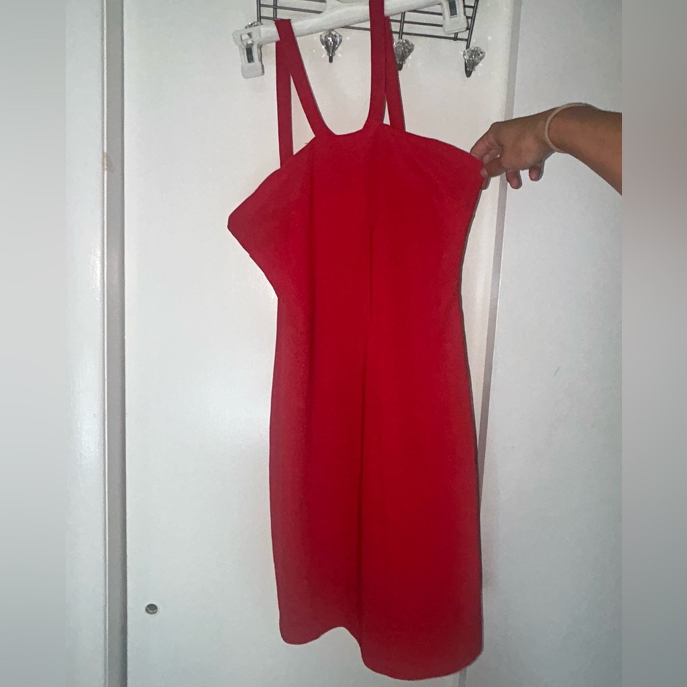 Elegant Red Sleeveless Dress